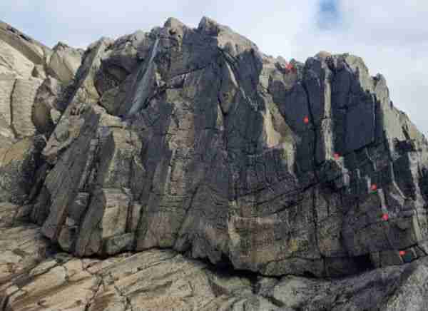 Screenshot 20251205 213013.jpg