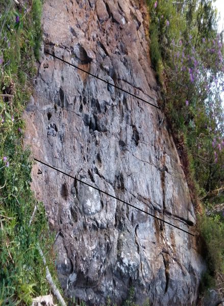 File:Union Woods crag 2.jpg